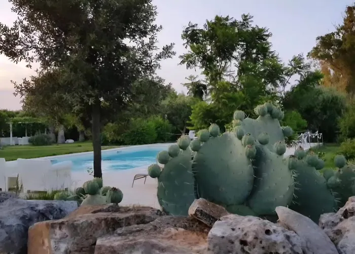 Hotel con piscina: Masseria Boezio Ostuni